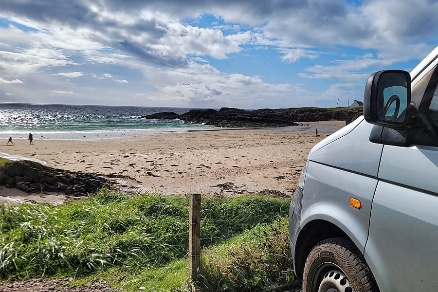 Stellplatz in Clachtoll, Blick auf den Strand