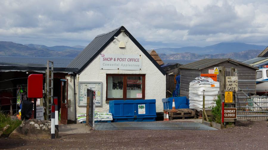 Mit dem Wohnmobil in Schottland 3 Laden und Postamt in Applecross