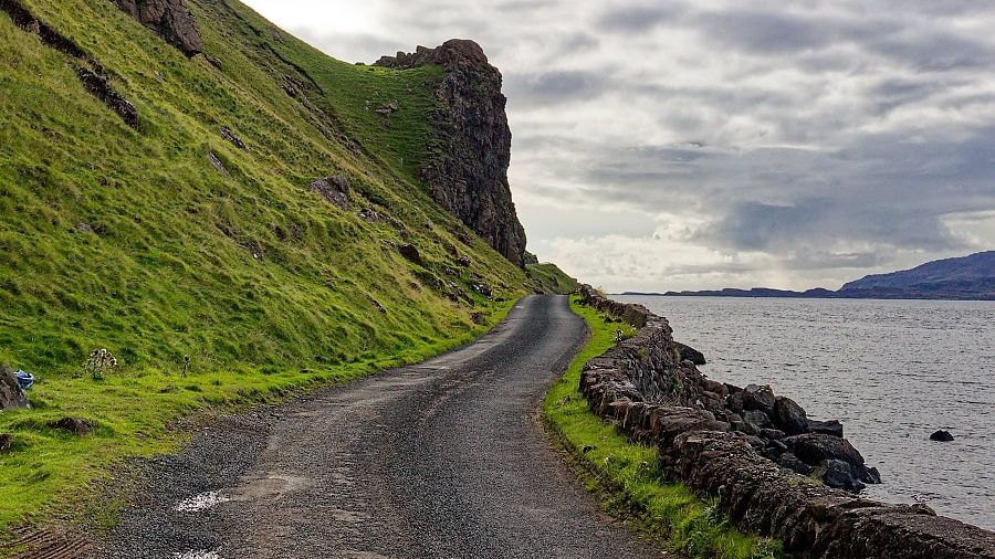 Isle of Mull - Loch nach Keal, die Klippen von Gribun