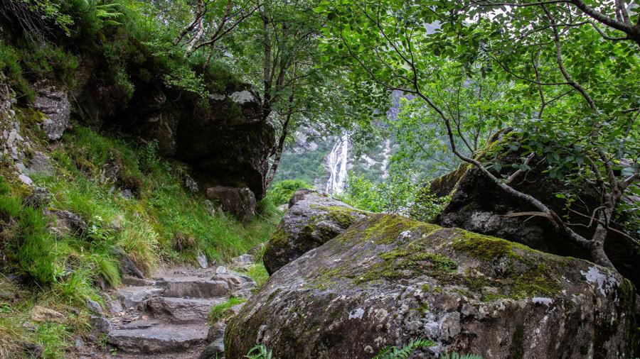 Die Top 20 Sehenswürdigkeiten in Schottland 5 Top 20 Sehenswürdigkeiten - Steall Falls